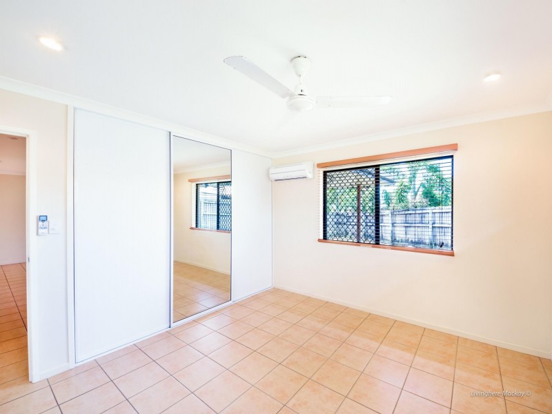 9 Dustwill Street, Eimeo QLD 4740