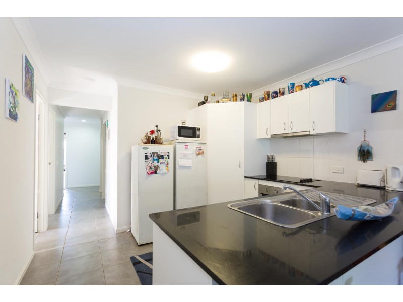 2/9 Galleon Circuit, Bucasia QLD 4750