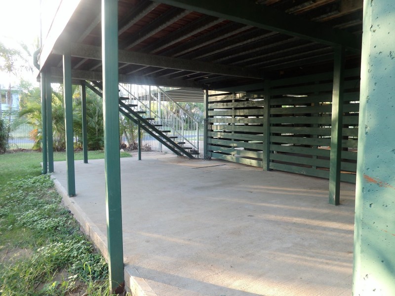 35 Brock Crescent, Dysart QLD 4745