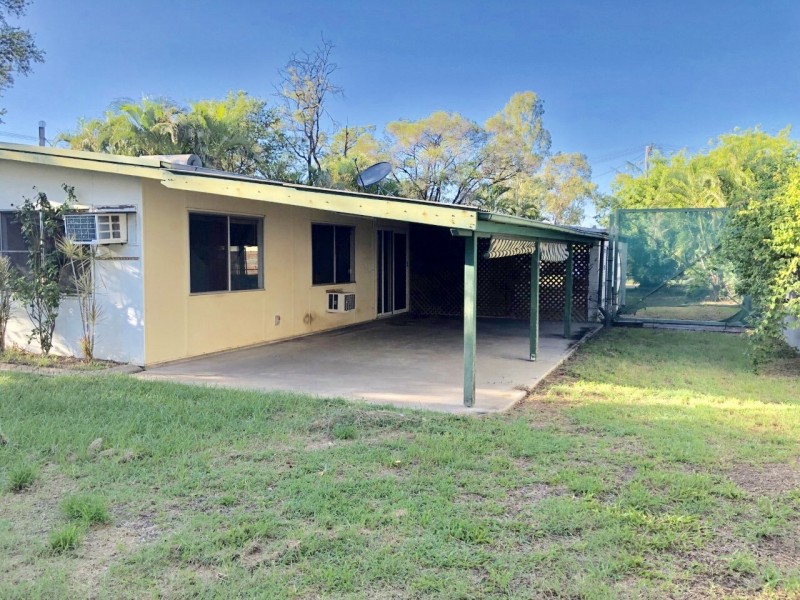 4 Wallace Street, Dysart QLD 4745
