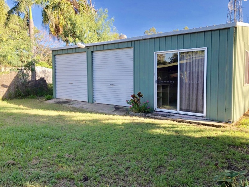 4 Wallace Street, Dysart QLD 4745