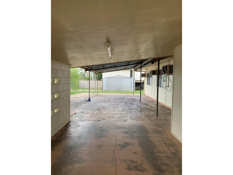 56 Leichhardt Drive, Moranbah QLD 4744