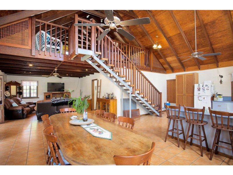 25 Downie Avenue, Bucasia QLD 4750