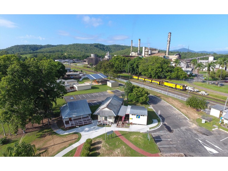 2 Arthur Street, Sarina QLD 4737