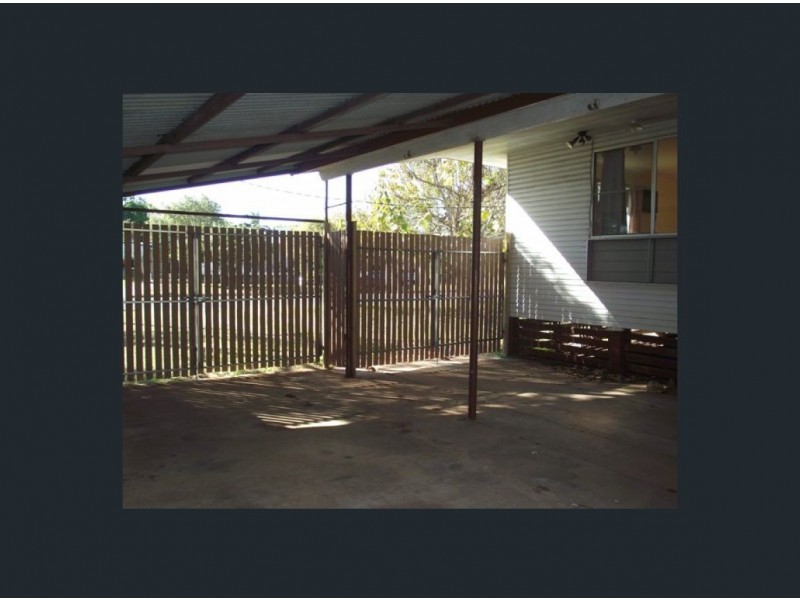 3 Kangaroo Drive, Moranbah QLD 4744