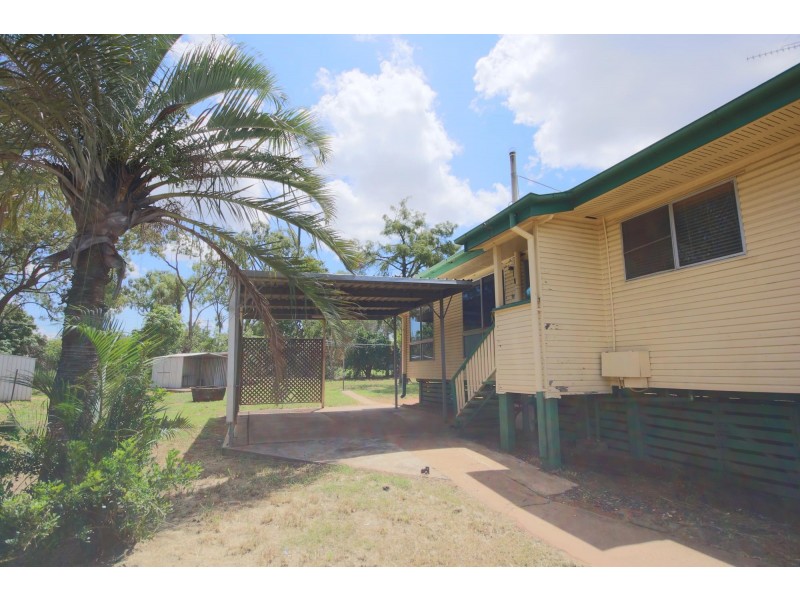 10 Sinnott Court, Moranbah QLD 4744