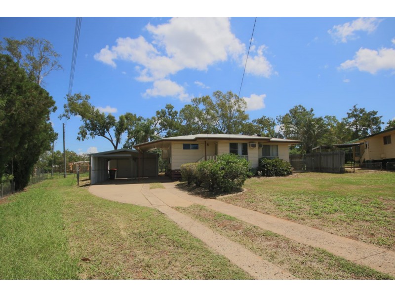 11 Sinnott Court, Moranbah QLD 4744