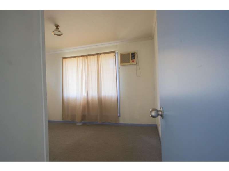 11 Sinnott Court, Moranbah QLD 4744