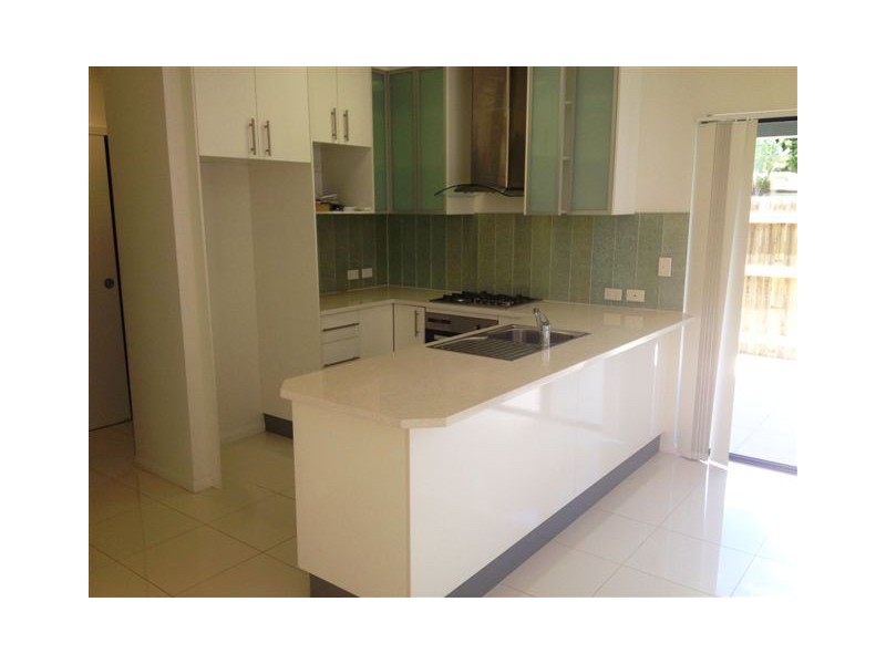 2/1 Sarah Street, West Mackay QLD 4740