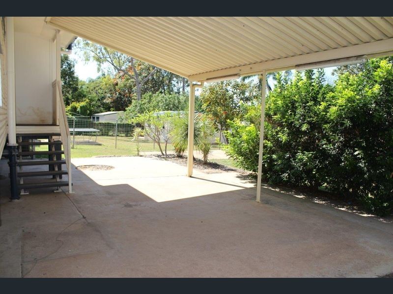 13 Lawson Drive, Moranbah QLD 4744