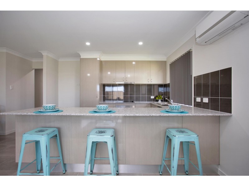 82 Commander Parade, Bucasia QLD 4750