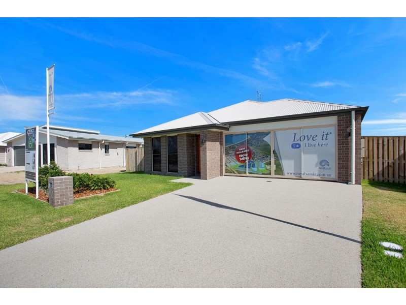82 Commander Parade, Bucasia QLD 4750