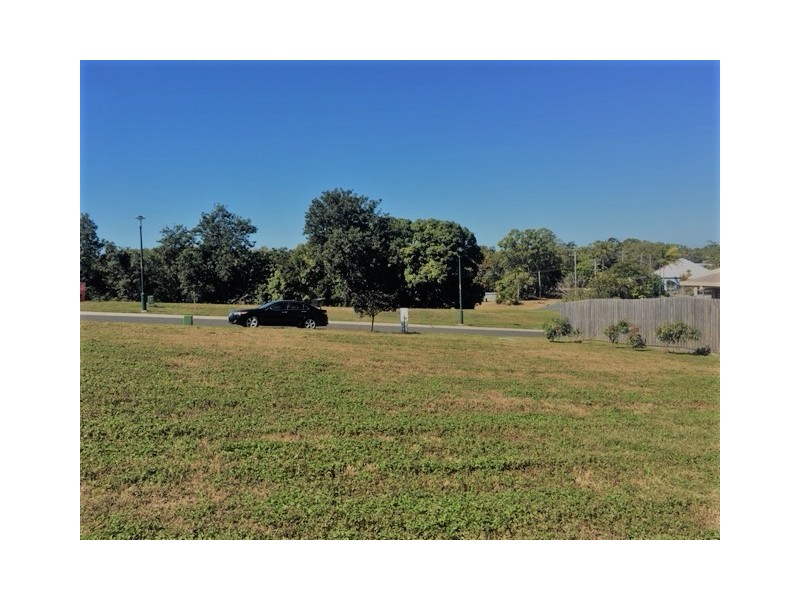3, 6 & 9 Stanton Place, Blacks Beach QLD 4740