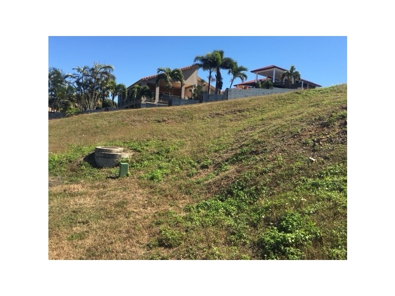 3, 6 & 9 Stanton Place, Blacks Beach QLD 4740