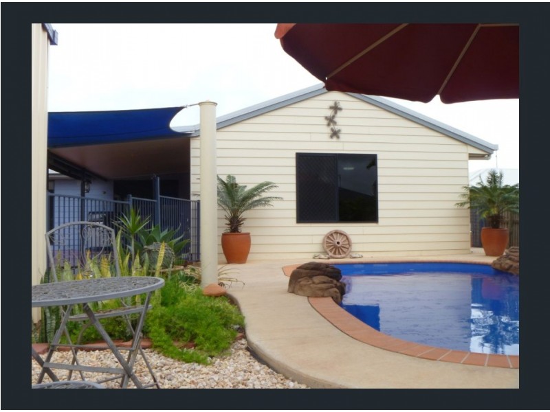 3 Savannah Drive, Moranbah QLD 4744