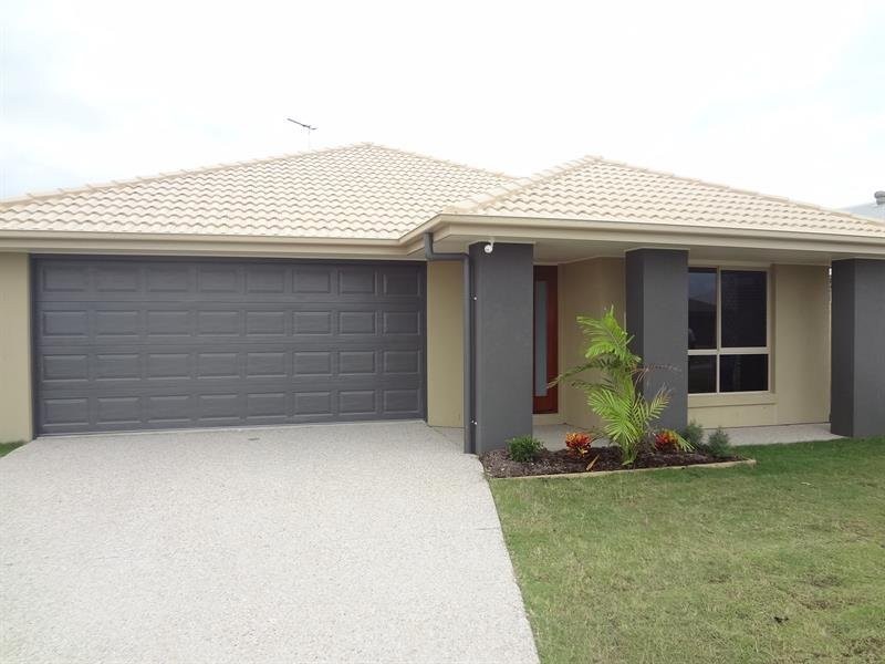 18 Galleon Cct, Bucasia QLD 4750