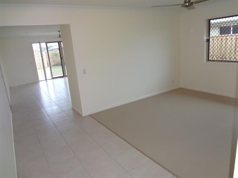 18 Galleon Cct, Bucasia QLD 4750