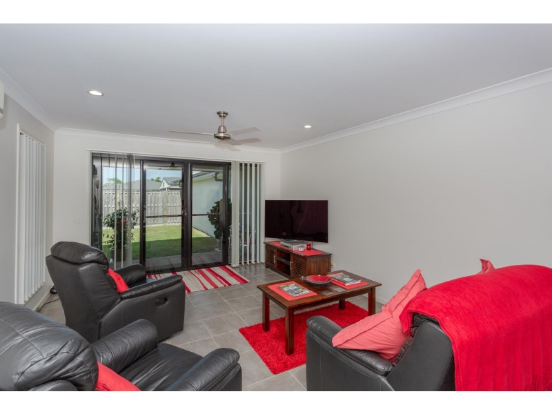 1/9 Galleon Circuit, Bucasia QLD 4750