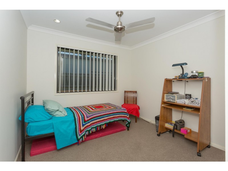 1/9 Galleon Circuit, Bucasia QLD 4750