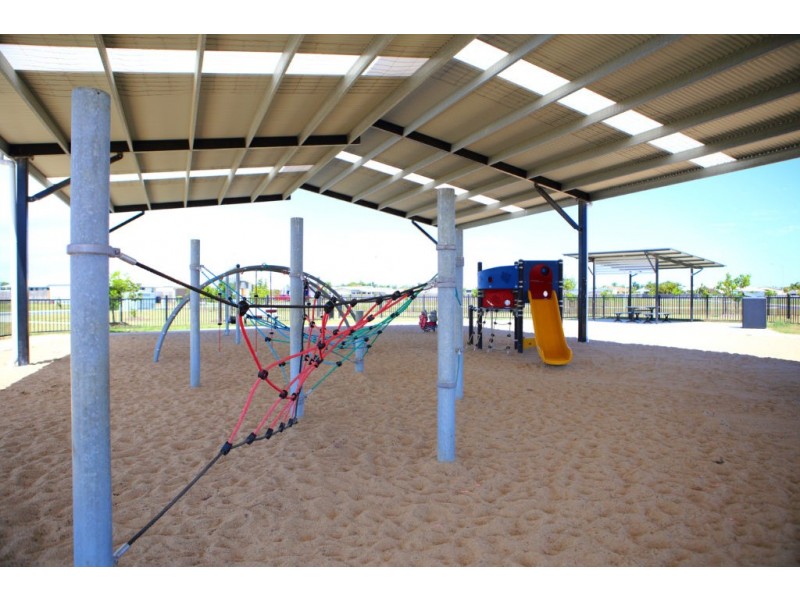 15 Tiller Street, Bucasia QLD 4750