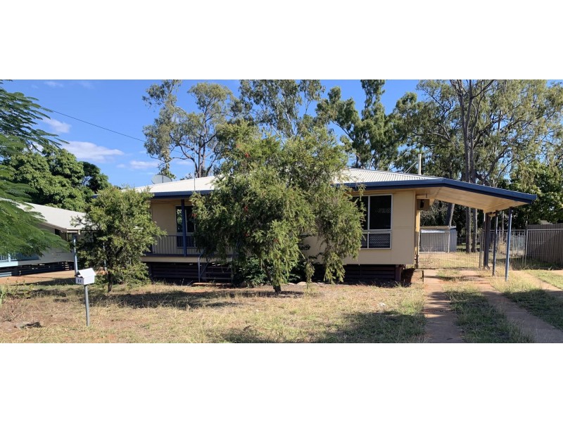 14 Belshore Street, Moranbah QLD 4744