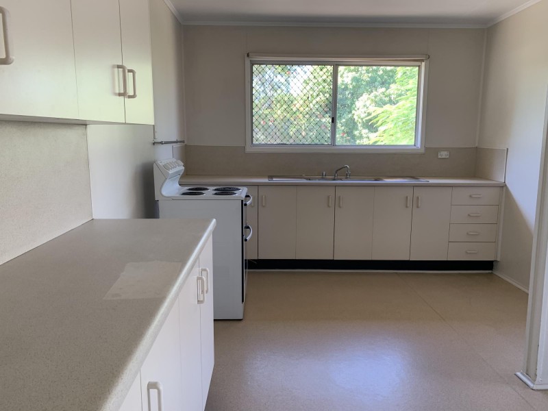 14 Belshore Street, Moranbah QLD 4744
