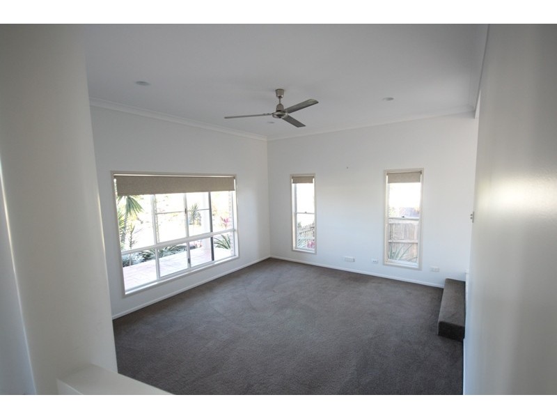 40 Anthony Vella Street, Rural View QLD 4740