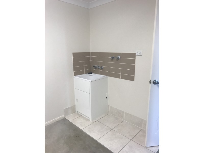 53 Scarborough Cct, Blacks Beach QLD 4740