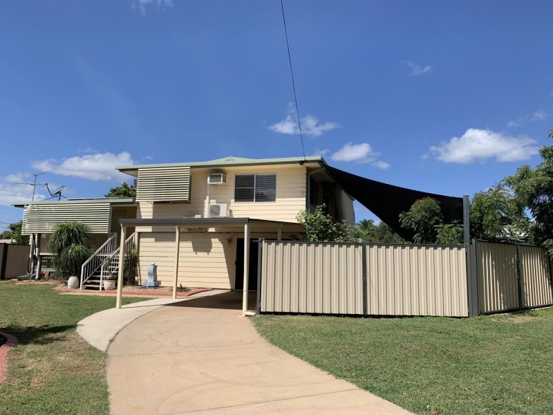 62 Yeates St, Moranbah QLD 4744