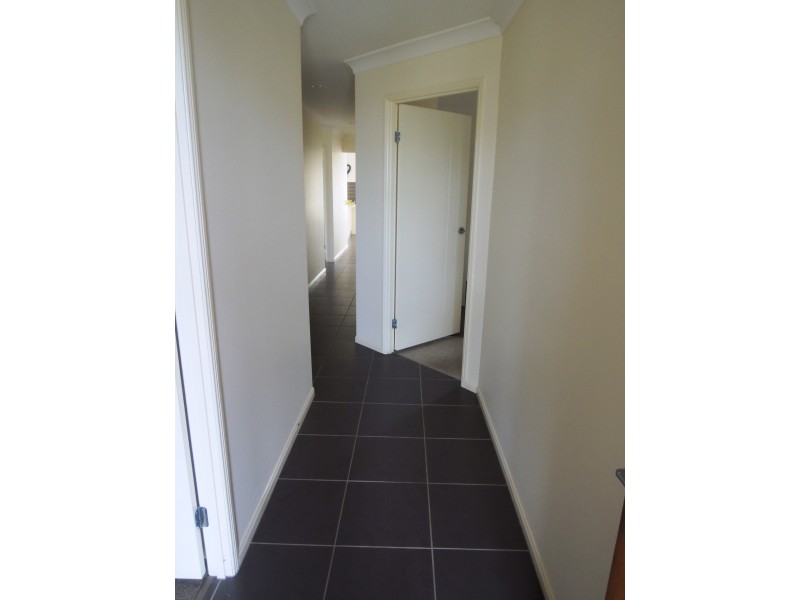 146 Whitehaven Drive, Blacks Beach QLD 4740