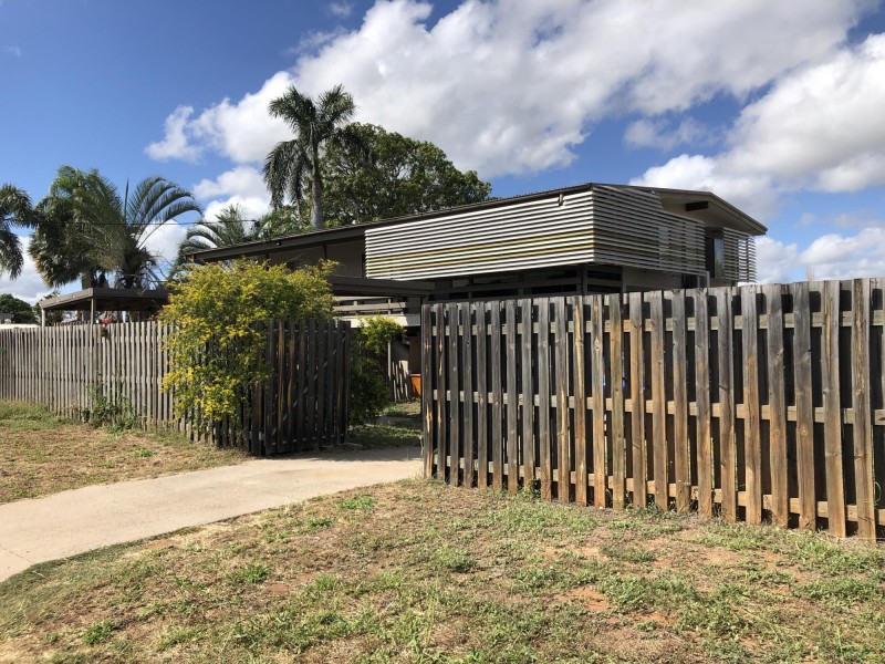 29 Archer Drive, Moranbah QLD 4744