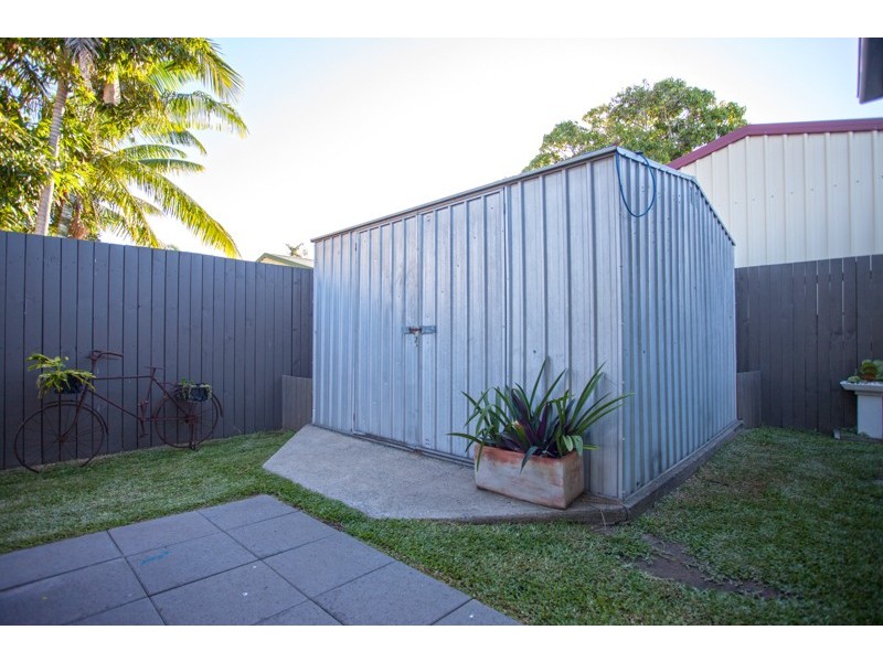 2/3 Pratt Street, South Mackay QLD 4740