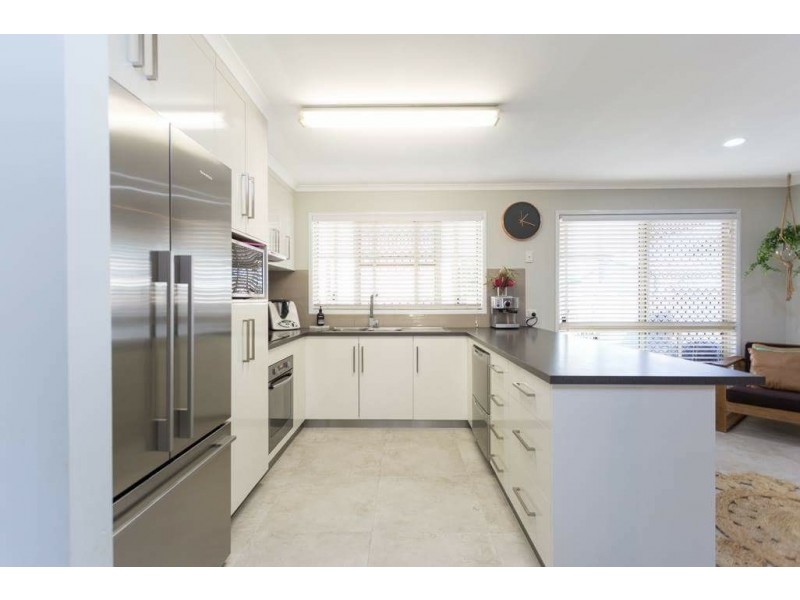 2/3 Pratt Street, South Mackay QLD 4740