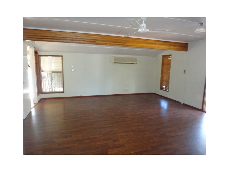 7 Chifley Court, Moranbah QLD 4744