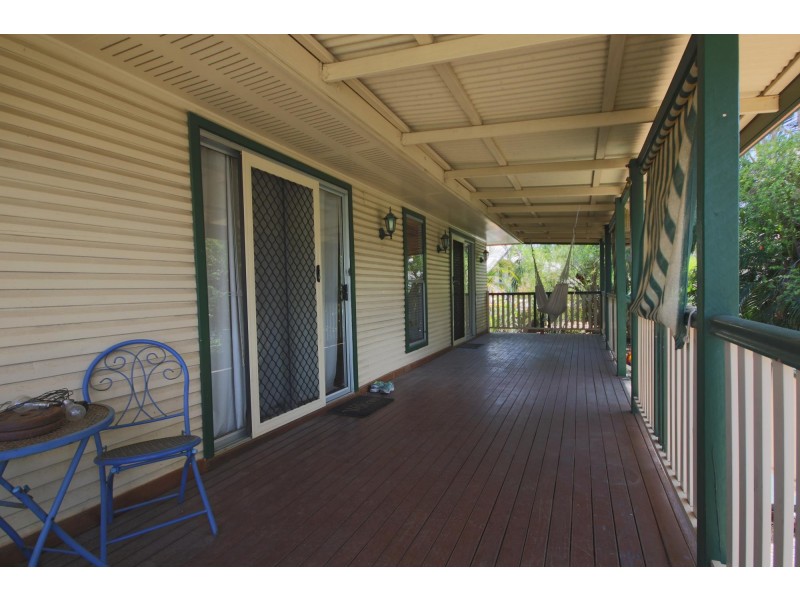 19A Belshore Street, Moranbah QLD 4744