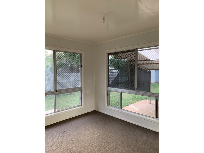 8 Burke Drive, Moranbah QLD 4744