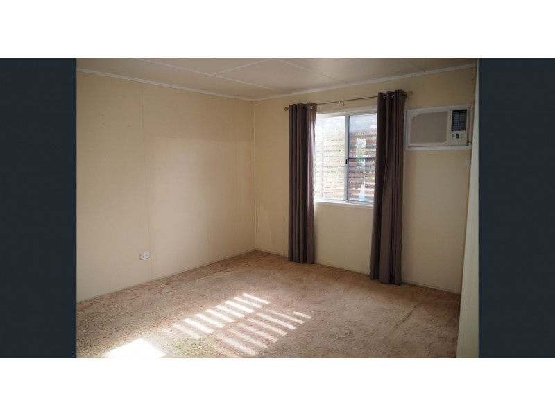 29 Beresford Crescent, Dysart QLD 4745