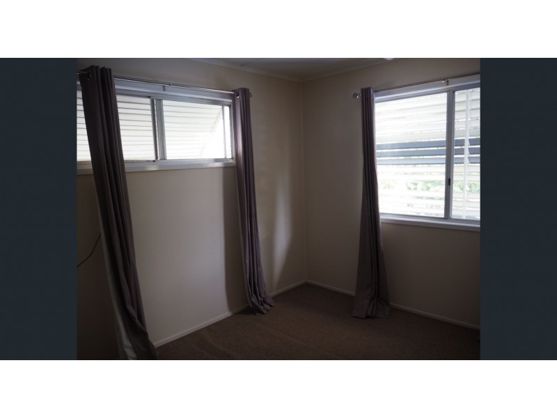 29 Beresford Crescent, Dysart QLD 4745