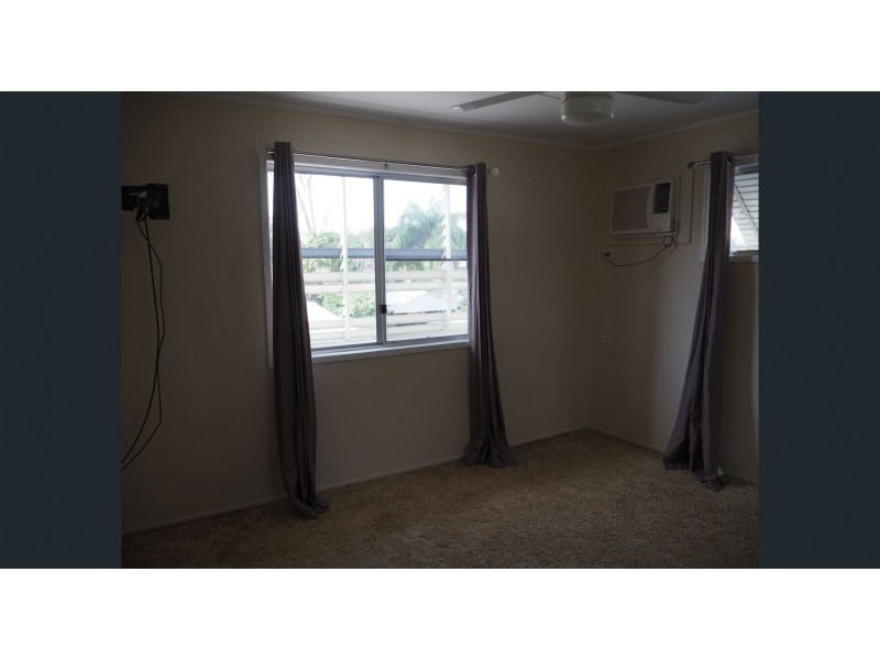 29 Beresford Crescent, Dysart QLD 4745