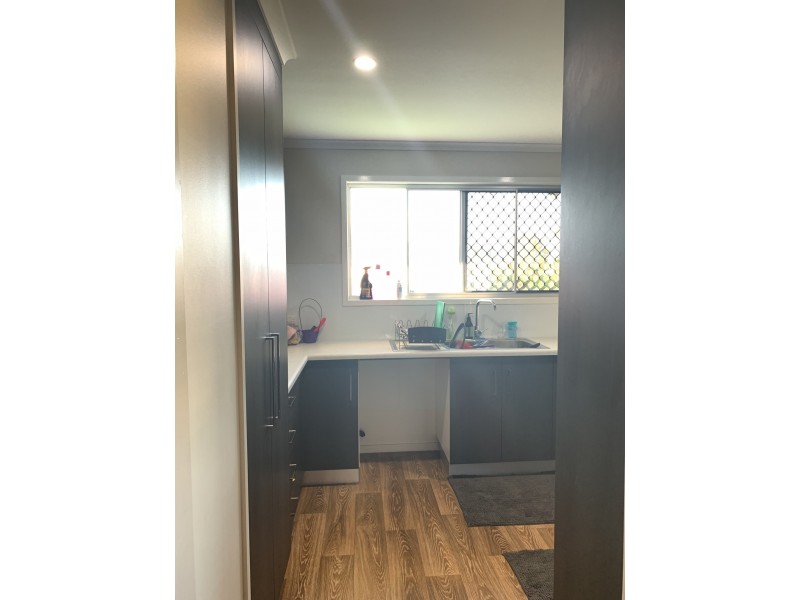 33 Yeates Street, Moranbah QLD 4744