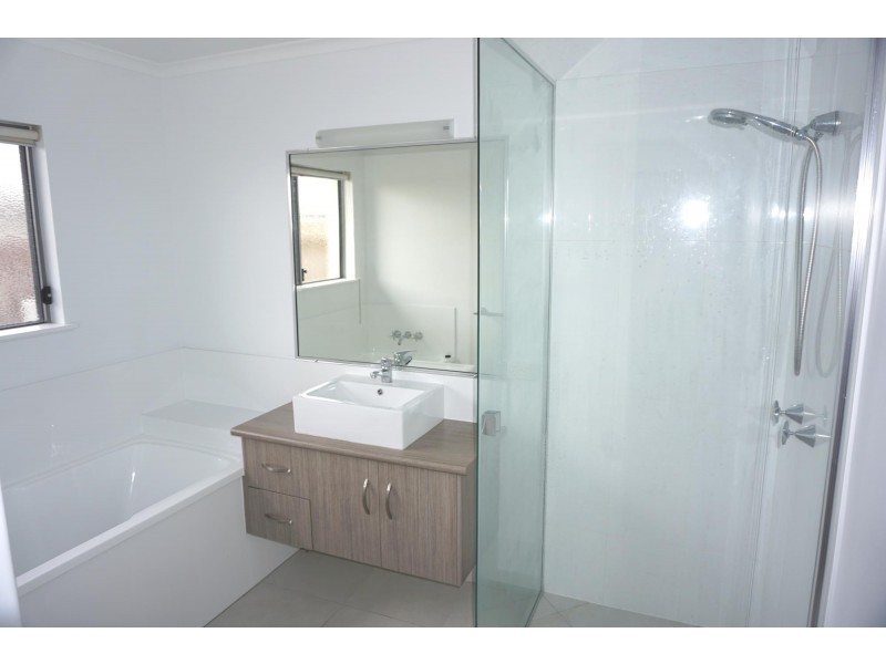 15 Fairway Drive, Bakers Creek QLD 4740