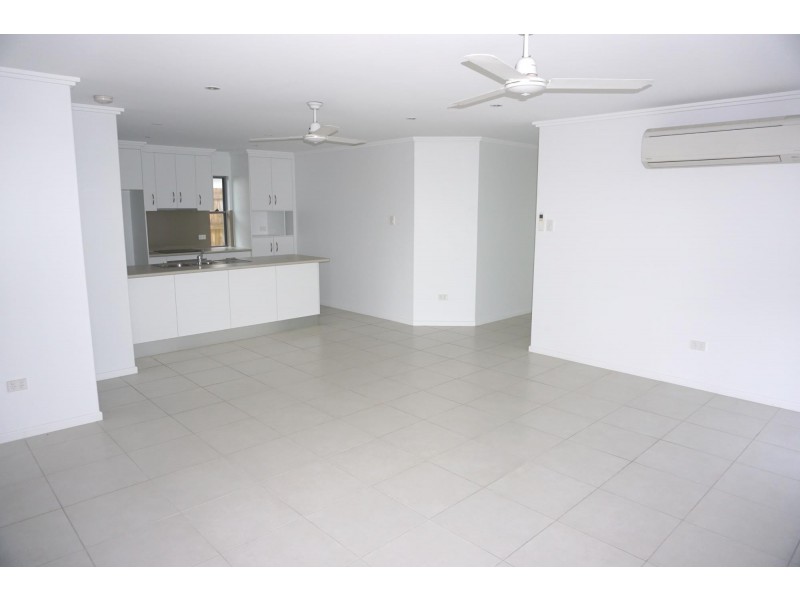 15 Fairway Drive, Bakers Creek QLD 4740