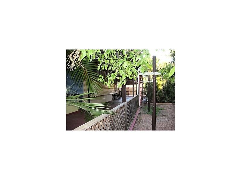 15 Rolfe Street, Moranbah QLD 4744