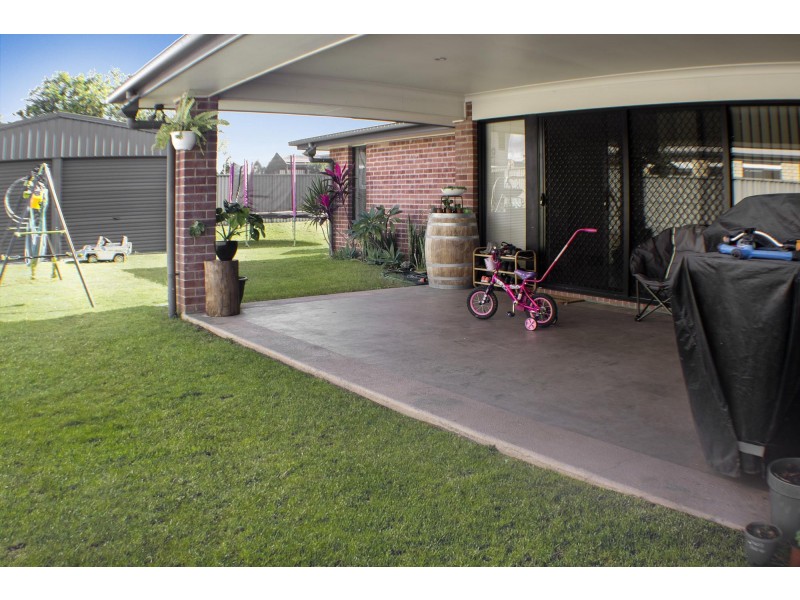 51 Lambert Drive, Moranbah QLD 4744