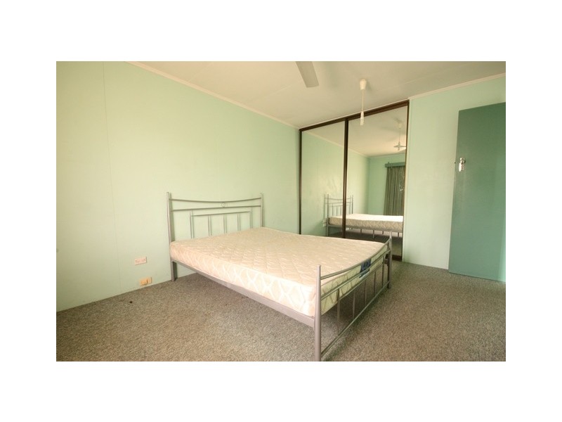 2 Harris Court, Moranbah QLD 4744