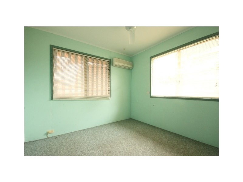 2 Harris Court, Moranbah QLD 4744