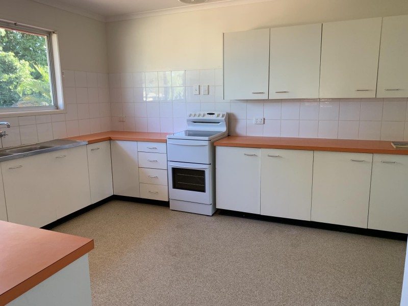 4 Grout Street, Moranbah QLD 4744