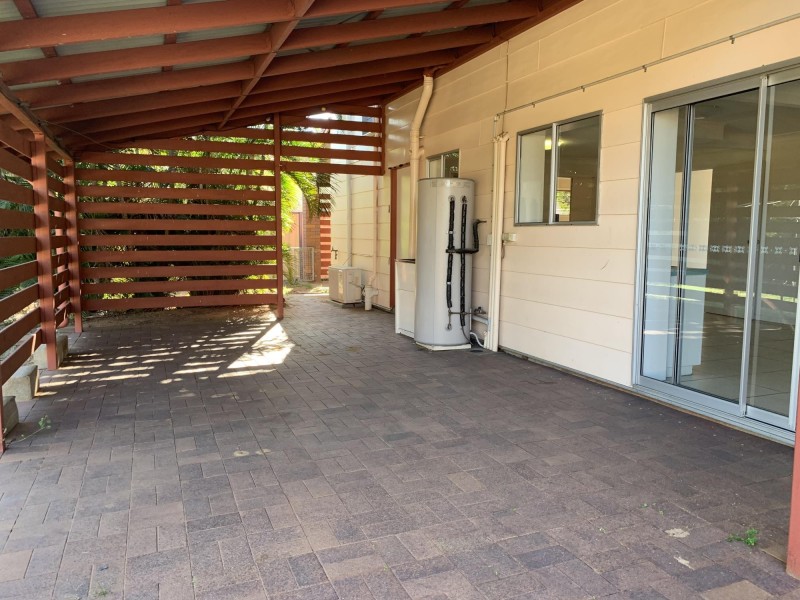 4 Grout Street, Moranbah QLD 4744