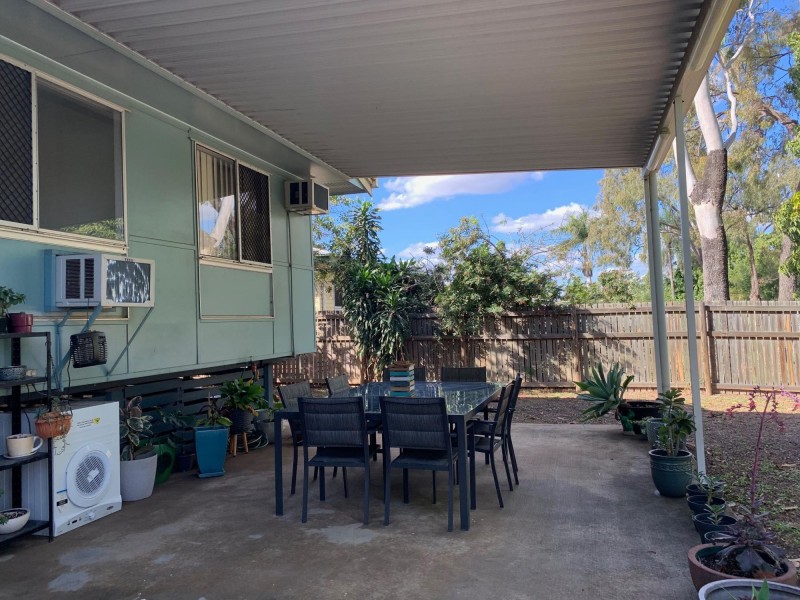 17 Burke Drive, Moranbah QLD 4744