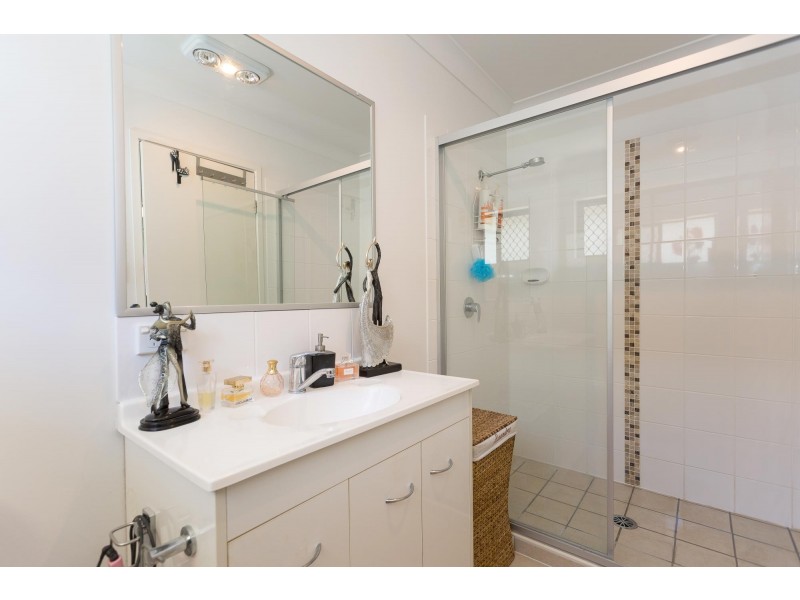 6 Helmsman Drive, Bucasia QLD 4750